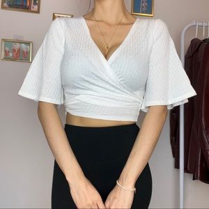FOREVER21 Tie Crop Top
